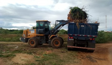 Prefeitura de Patos realiza retirada de entulhos, manuten��o de ilumina��o e melhorias urbanas