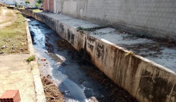 Patos recebe servi�os de ilumina��o, limpeza e manuten��o nesta ter�a-feira