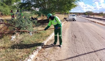 Prefeitura realiza limpeza e manuten��o em pontos de Patos