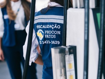 Procon fiscaliza postos de combust�veis e identifica eleva��o de pre�o; um estabelecimento foi autuado