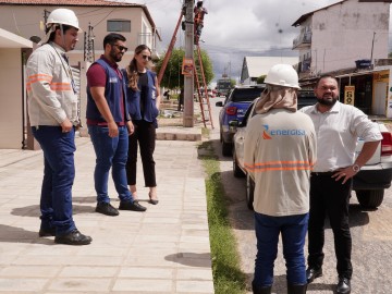 Procon realiza segunda fase da Opera��o �Cidade sem emaranhados� que se concentra na zona sul da cidade