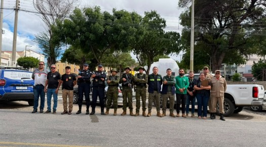 Prefeitura de Patos participa de a��o integrada de orienta��o a comerciantes de fogos de artif�cio