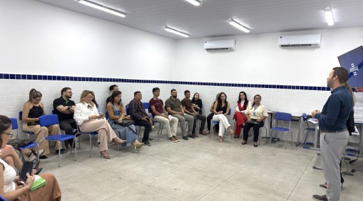 Sala do Empreendedor Itinerante leva servi�os ao bairro Jatob� e encerra programa��o com roda de conversa sobre empreendedorismo