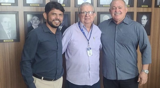 Prefeito Jacob se re�ne com DER em Jo�o Pessoa e discute readequa��o da PB-262